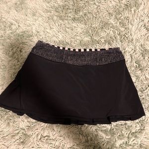 Lululemon Pleated/Ruffle Skirt